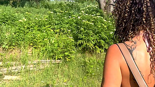 An Italian Couple Started Fucking Near a Nudist Beach and Put on a Show in Front of Voyeurs