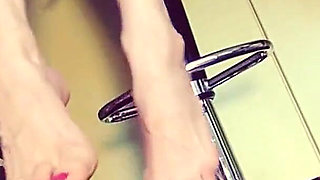 Chic Russian MILF Chic Footfetish Continued in Profile - Ginnagg