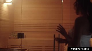 Gianna Dior Blowjob and Creampie with Big Cock in Gym