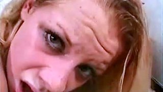 Blonde babe with a big ass and boobs masturbates