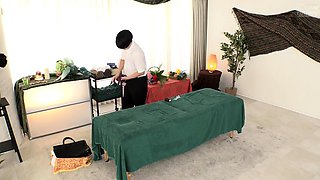 Japanese handjob 02