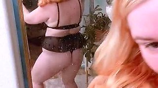 Big boob brunette masturbates on webcam