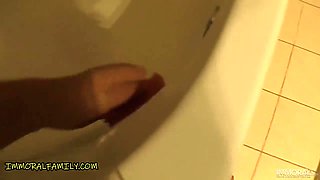 Modest Kyras Orgasm Sex