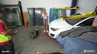Big Tits Milf Wife Fixes Car Glitch with Roadside Facial