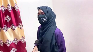 My sexy step sister meet her boyfriend Valentine's Day when i sex in my sister fucking hard in room bangla cler voice
