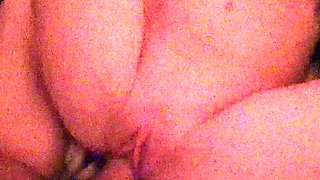 Amateur MILF Sucking Like A Pornstar