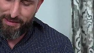 Bratty Ryder Rey Seduces Her Dad's Friend Ike by Flashing Him in the Kitchen