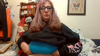 flash me tits big tittie boob