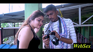 Indian New Beautiful Model Hardcore Sex with Photographer!