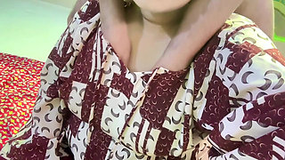 Fucking a Beautiful Bhabhi When She Was Horny in Her Room & Her Husband Going to Office