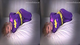 Batgirl 3 DIMENSIONAL.mp4