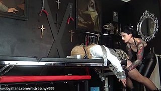 The Countess Nyx - I Fuck My Virgin Sissy And Lock Her In