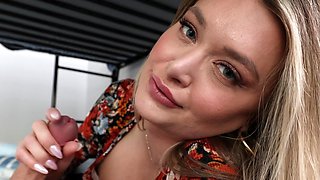 Natalia Starr gets her slutty face creamed after servicing stepson's dick