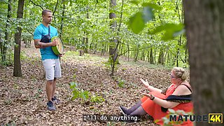 Mature4k. kinky mature giantess diana luvs pet have fun in stocking with 2 strangers in public
