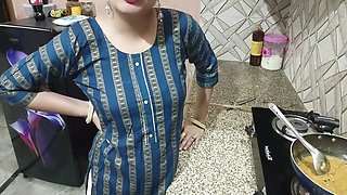 Stepmom Seduces Her Stepson For The Hardcore Fucking In The Hot Kitchen In Hindi