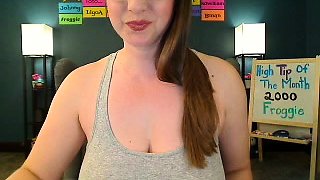 Big boob brunette masturbates on webcam