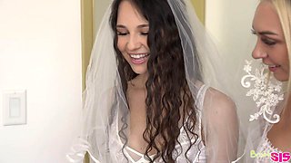 Bratty Sis Threesome: Chloe Temple and Liz Jordan Blowjobs
