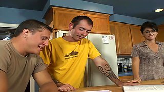 Druuna's Vintage Charm Fuels Mature Passion in Steamy Encounter