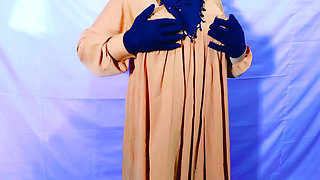 Beautiful Amena Bhabhi has sex indoors wearing a burqa and hijab