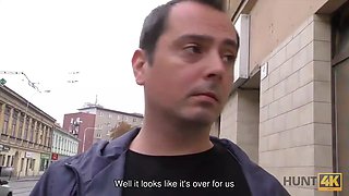 Hunt4k. blonda stops struggling with bf because stranger gives currency