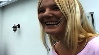 Homemade amateur blonde blowjob