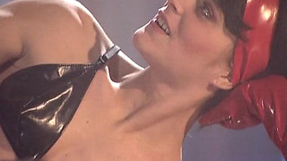 Watch This Amateur Session with German Sluts Who Are Here to Finger Each Other