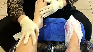 Amateur Foot Fetish Girlfriend Sucks and gives a Footjob
