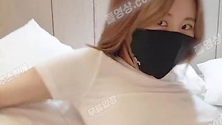 6713 FC2 슬렌더 몸매의 세나쨩 몇 번이고 격하게 절정에 달함 임신할 정도로 질내 사정 연발 four Korea 텔레 UUB892