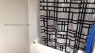 Sexy Thick Dirty Diana Gets Nasty in the Shower