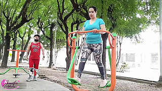 My sexy and hot neighbor is in the park and when I see her there she proposes that I fuck her and I accept - Porno en Espa&ntilde;ol