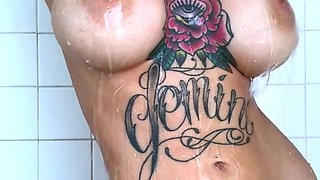 Leann amateur beautiful brunette with big boobs