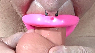 What a Big Mouth When There's Cum Dripping When She Pouts