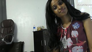 Indian hot MILF in jeans solo