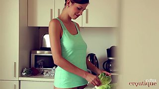 Eufrats Solo Fingering Tease