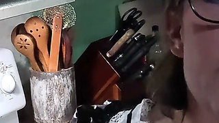 Cheryl Cooks a Halloween Treat