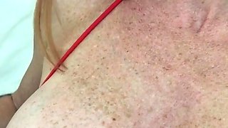 Amateur webcam girl masturbate big dildo