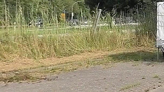 Wtf!! Fuckdate in the Middle of the Main Road!!