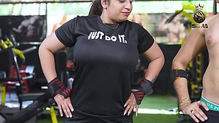 Rockdfloor Indian Brunette Big Ass Blowjob