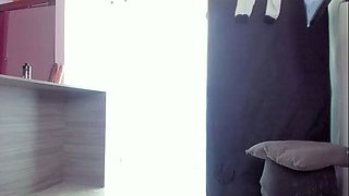 Amateur big ass brunette teen with