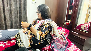 Married Older Sister Gets Fucked by Younger Brother and Her Pussy Gets Water Out Because Her Husband Is Abroad.