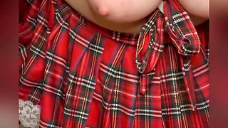 Sklavins Shows Her Holes!