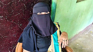 Indian Bhabhi Came to Visit Secretly Made Sex Video