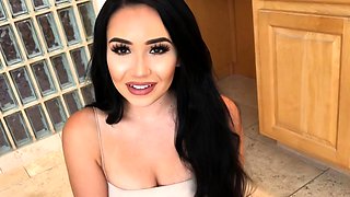 This large amateur cam girl has some very big boobs
