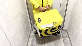 Pizza Delivery Girl Sucks and Squirts for Cum on Face