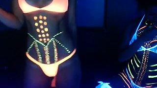 Hot 3D redhead licking a pussy while getting fucked