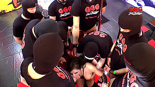 Ggg John Thompson - Mature Neighbor Gives Teen the First Time