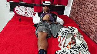 Entiado Com culos Virtual Se Masturba Sua Madrasta Pego