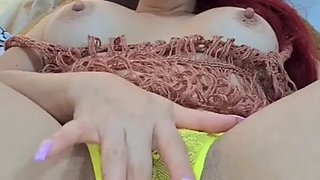 Squirt con dedos en solitario - masturbacion caliente en snapchat - sexy orgasmo se hace viral