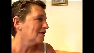 Granny Gives Incredible Blowjob and Swallows Cum - Amateur MILF