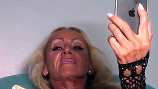 Stepmommy Loves Sucking Her Fingers & Pussy Taste